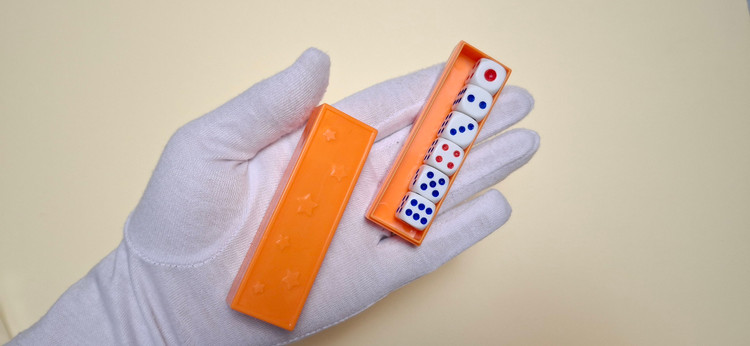 تاس جورچین جادویی