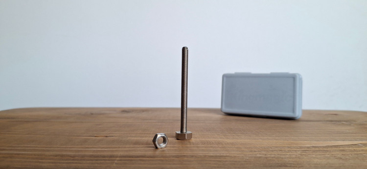 شعبده بازی خم شدن پیچ