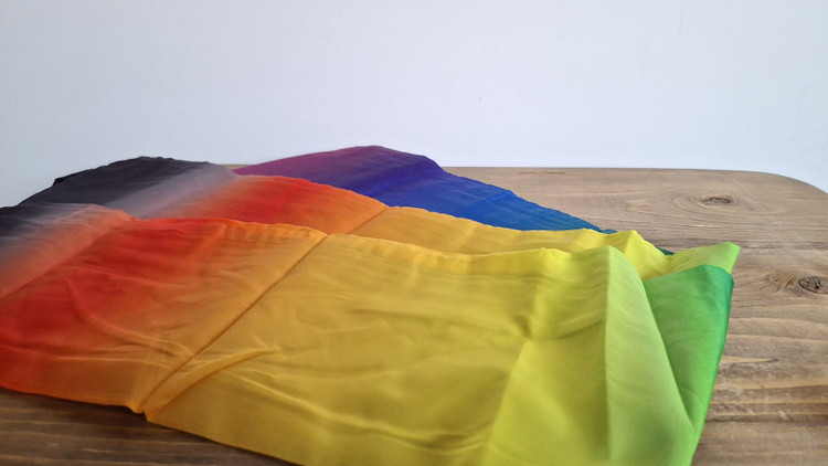 شال تغییر رنگ شعبده