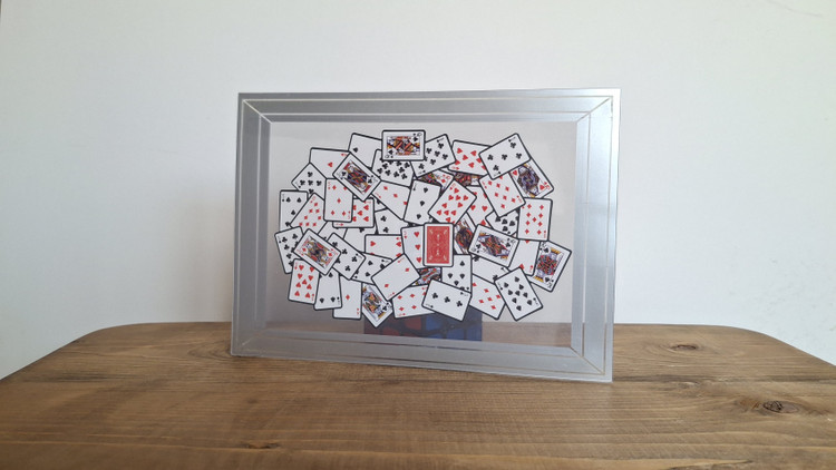 شعبده قاب کارت