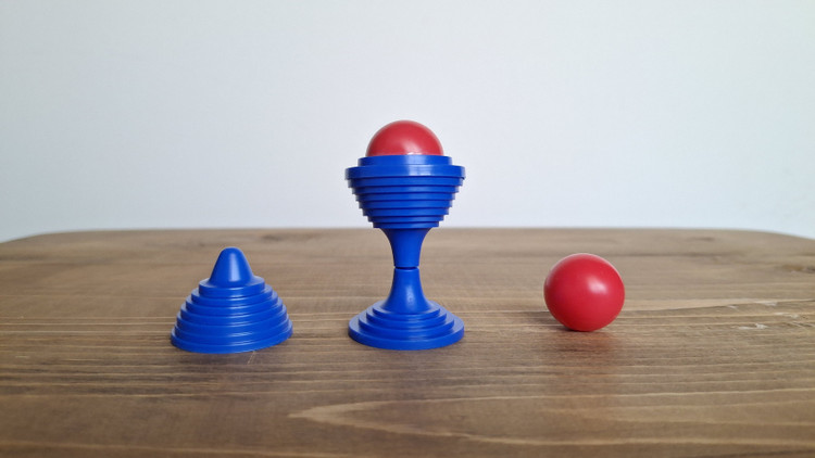 توپ و جام شعبده