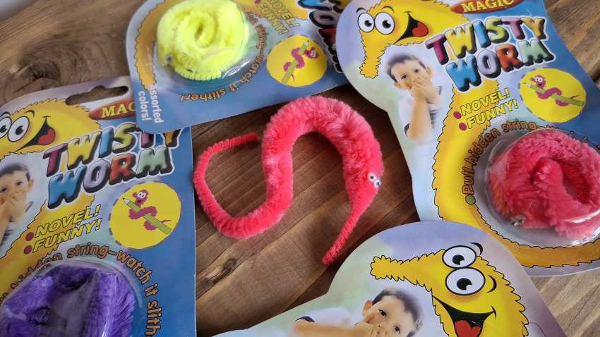 کرم بازیگوش